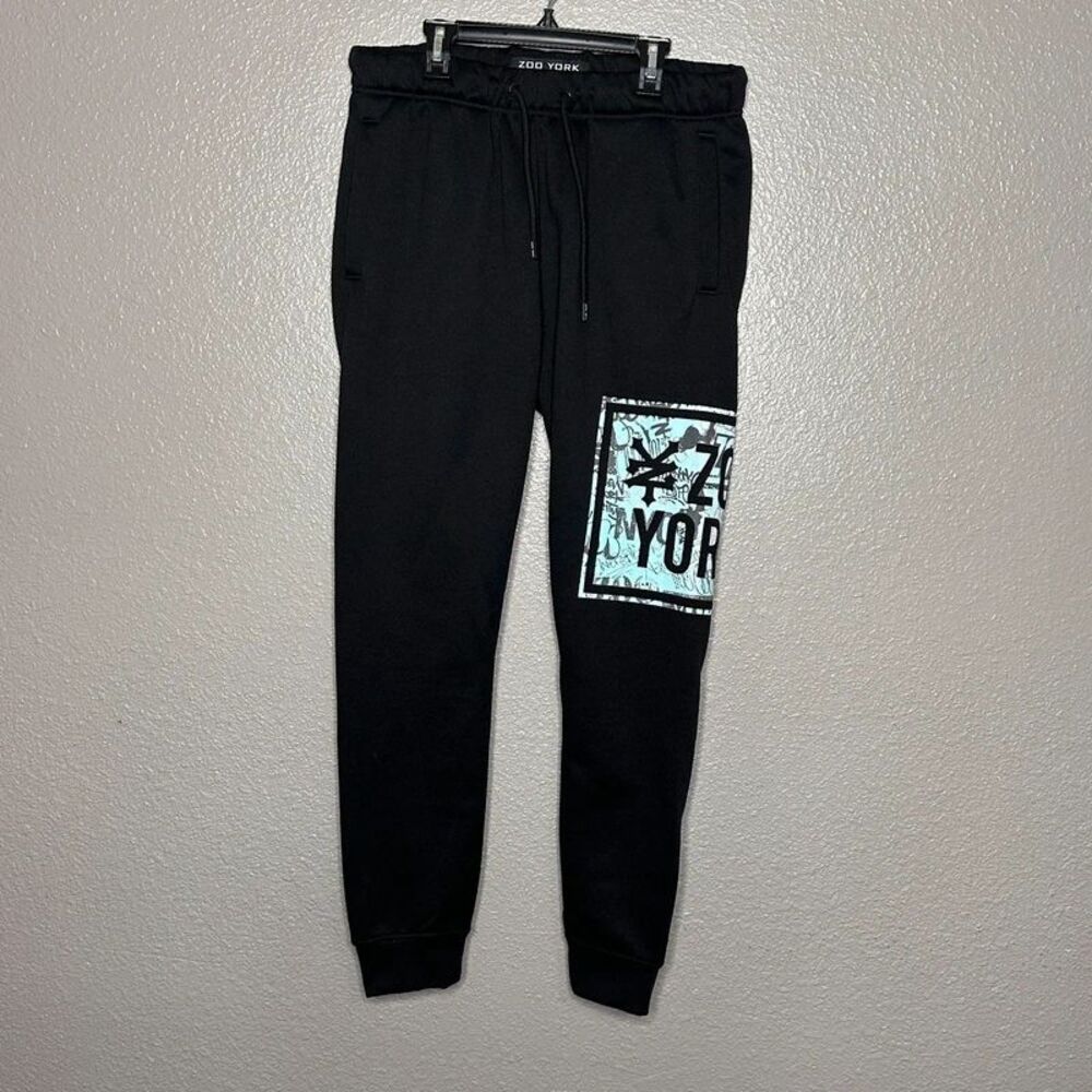 Zoo York black logo sweats small